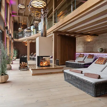 Weitblick Allgaeu Hotell 4*